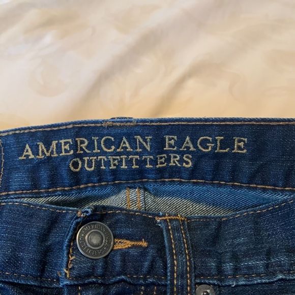 American Eagle Outfitters Slim fit jeans. - Picture 2 of 7